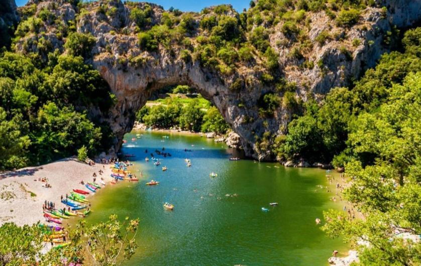 Gite Le Tilleul Vallon Pont D'Arc Exteriör bild